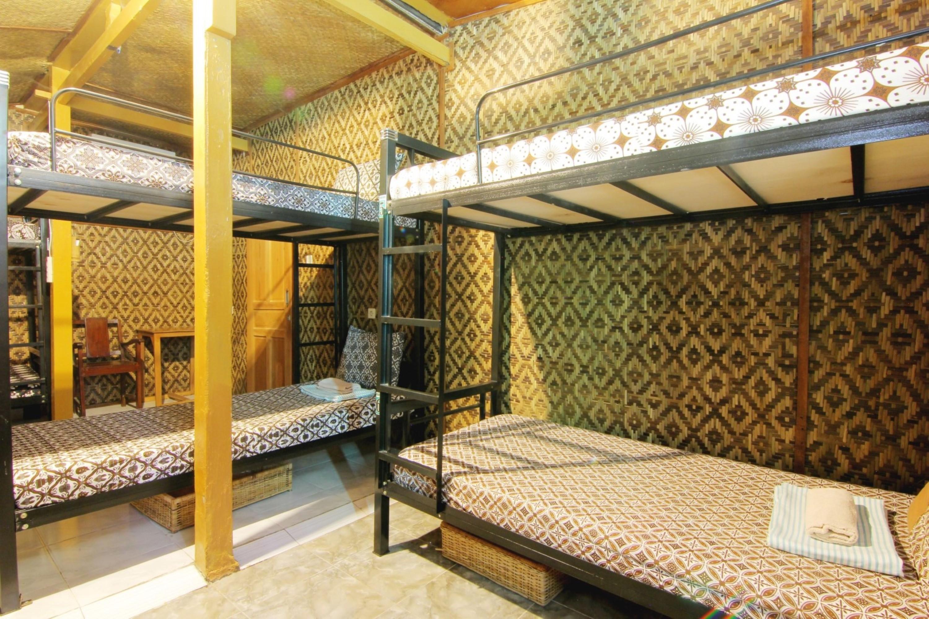 Bilik Bamboo Hostel Yogyakarta Dış mekan fotoğraf