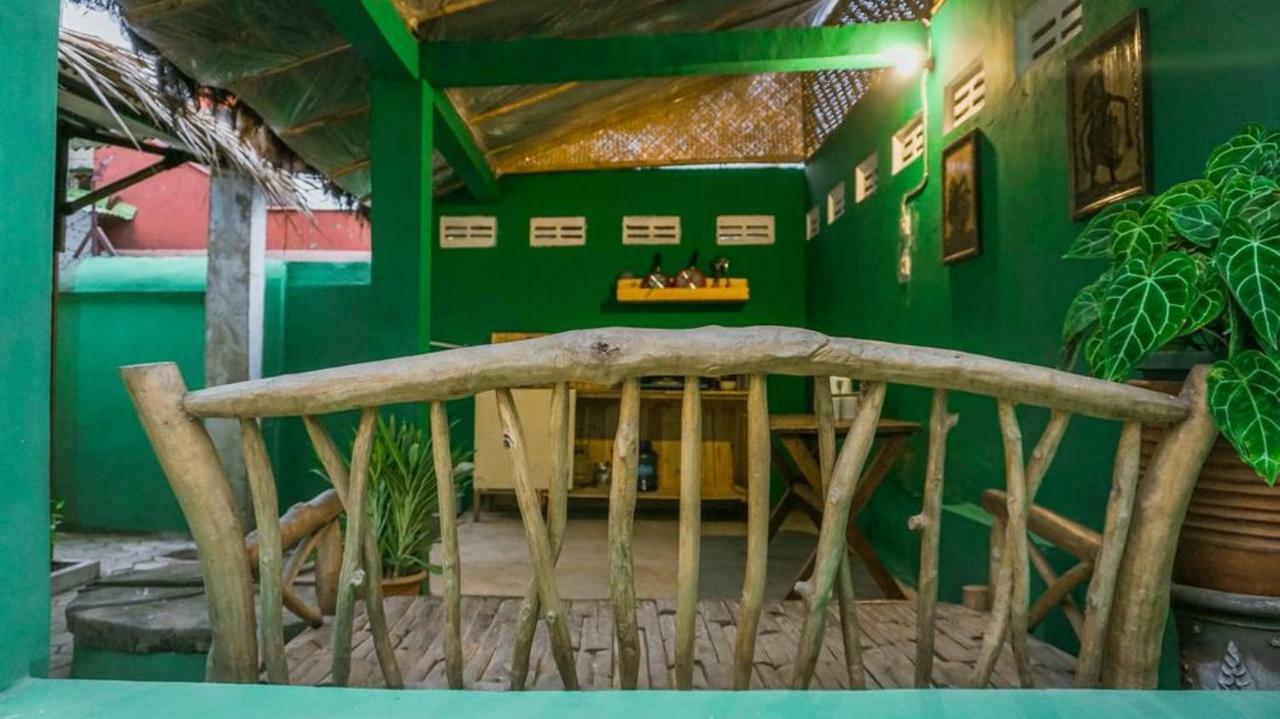 Bilik Bamboo Hostel Yogyakarta Dış mekan fotoğraf